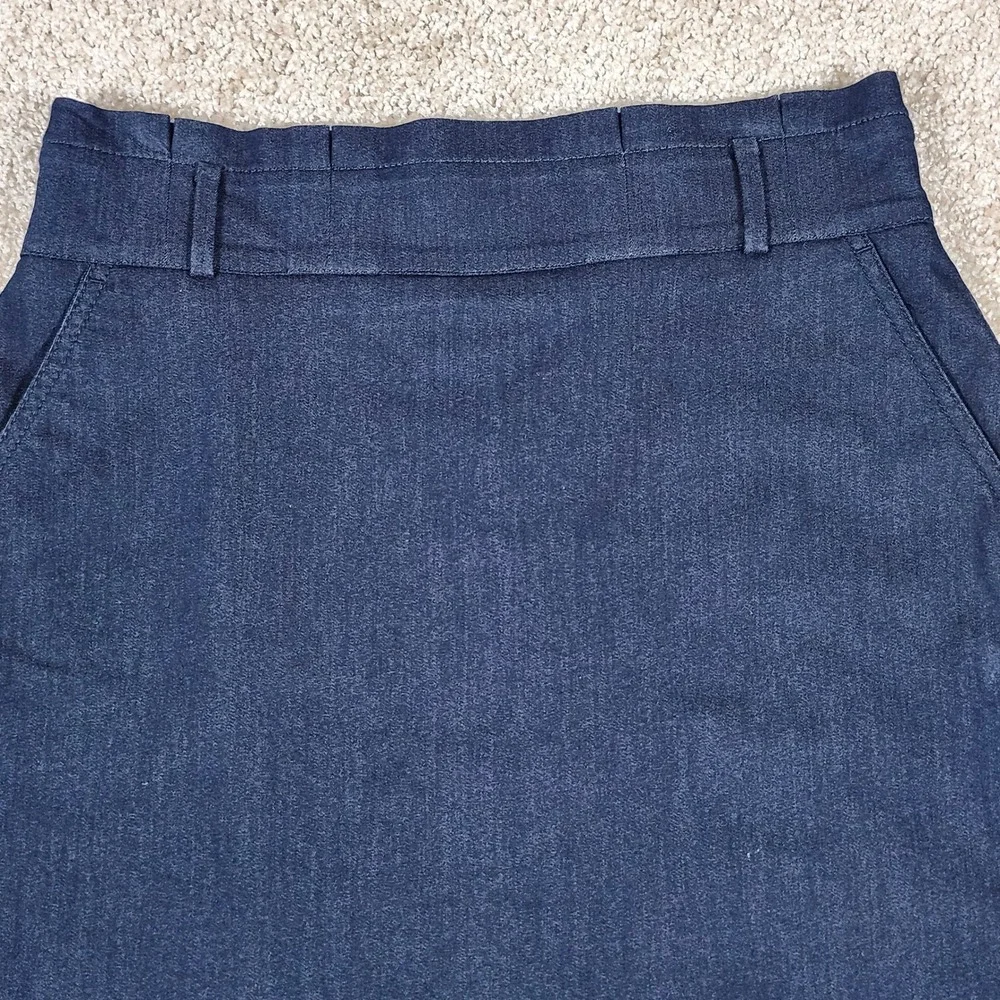 Ann Taylor Denim Pencil Skirt Women's Sz‎ 8 Dark Blue Stretch Pockets Beltloops